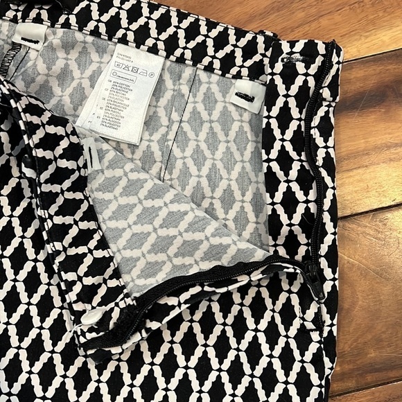 H&M Geometric Straight Skinny Leg Pants Size 10 - Picture 6 of 8